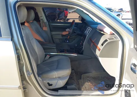 2010 Chrysler 300C Awd из США, поврежденный, VIN 2C3CK6CT6AH148221